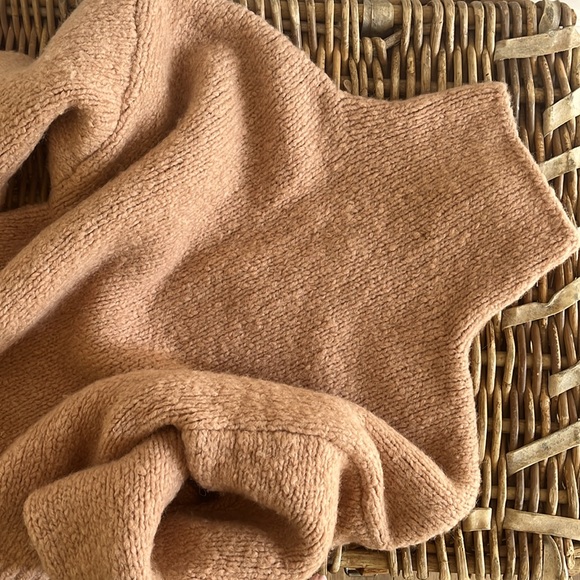 “SOLD” Kiefermann Denmark Alpaca+Merino Chunky Oversized Turtleneck Knit Sweater - Picture 5 of 16